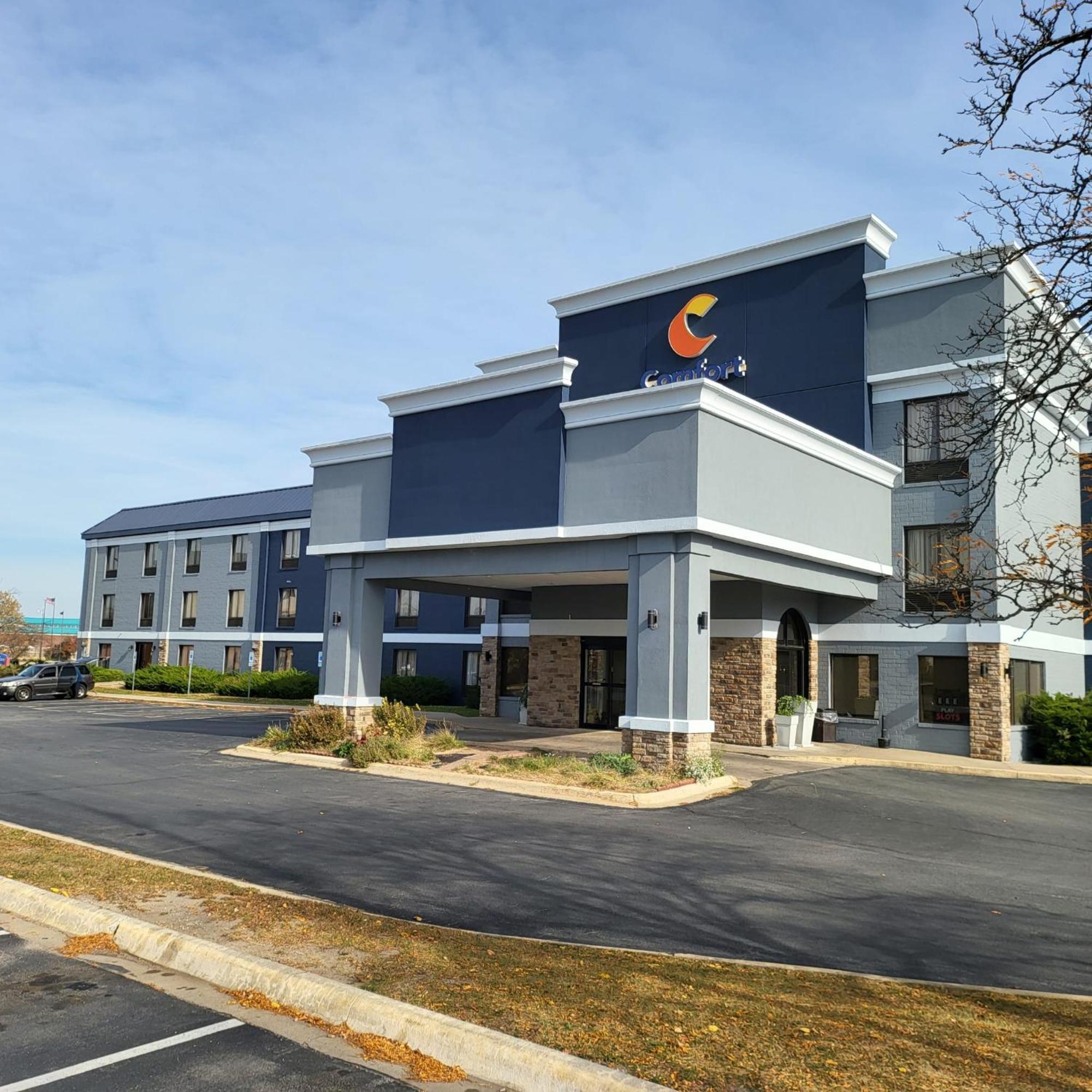 Comfort Inn Bourbonnais Near I-57 Bagian luar foto